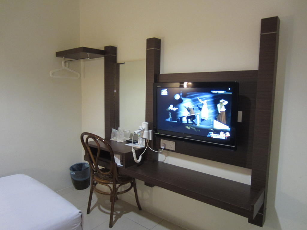Radiant Hotel Sitiawan Oda fotoğraf