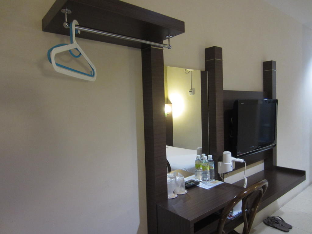 Radiant Hotel Sitiawan Oda fotoğraf